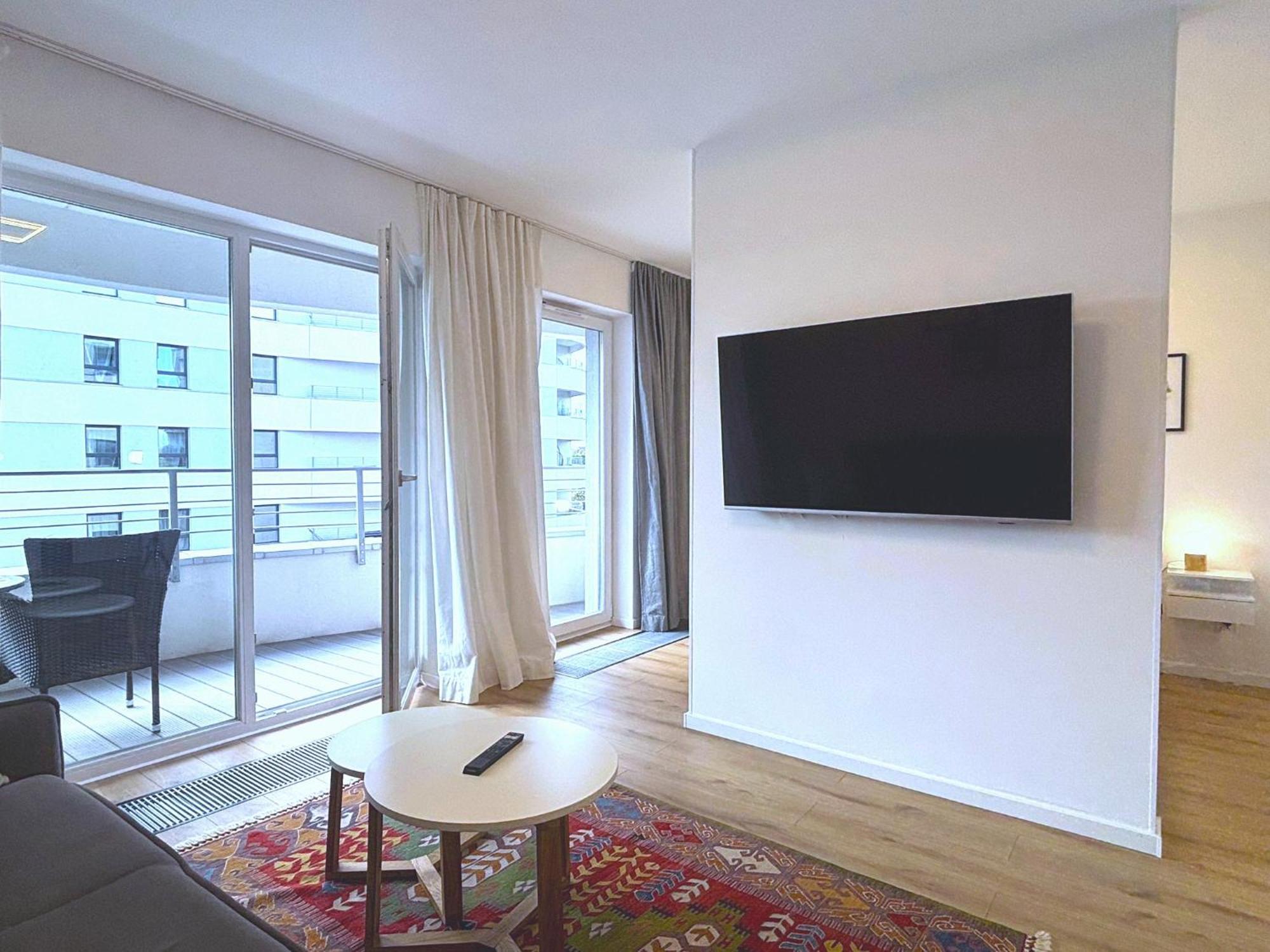 Sun Towers - Apartamenty Bryza - Apartamenty Z Parkingiem Свиноуйсьце Экстерьер фото